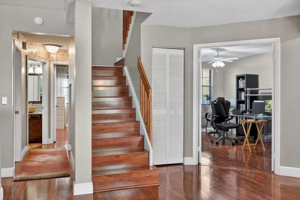 $3,100 | 301 Southwest 158th Terrace, Unit 204, Pembroke Pines, FL 33027