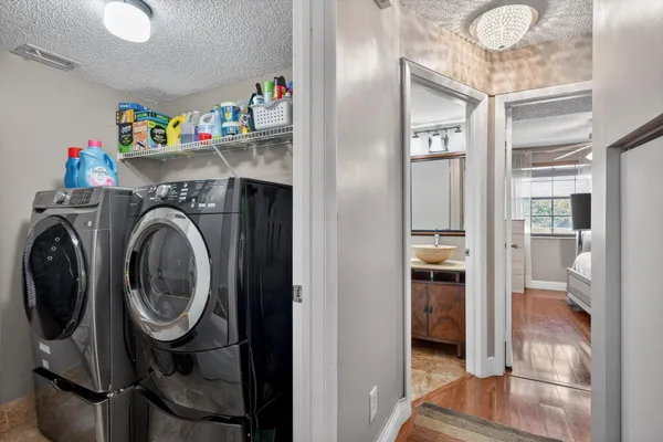 $3,100 | 301 Southwest 158th Terrace, Unit 204, Pembroke Pines, FL 33027