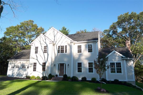 83 Harding Street Medfield, MA 02052 - Photo 1 of 30 Gallery Image 1