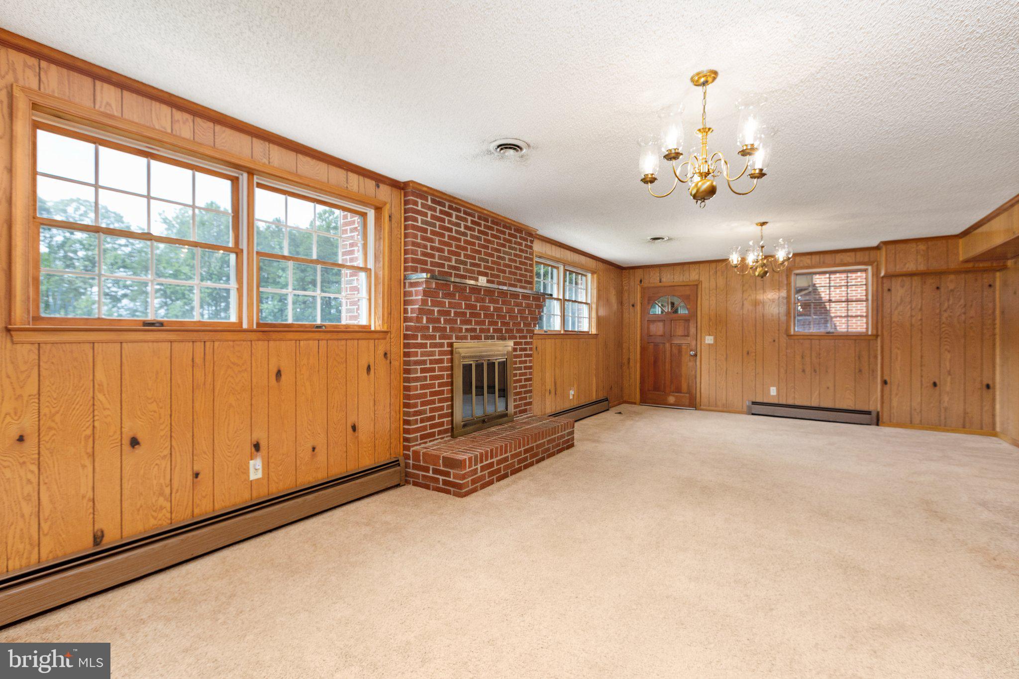 71 Cosner Road Louisa, VA 23093 - Photo 32 of 82 Downstairs Living Room