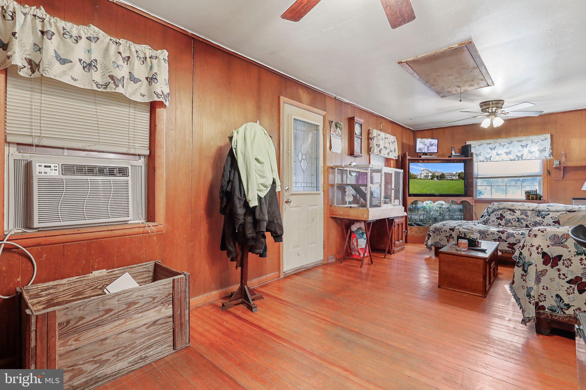 6117 Ford Road Frederick, MD 21702 - Photo 5 of 27