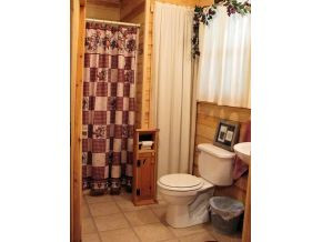 237 Kenny Way Del Rio, TN 37727 - Photo 6 of 21 Bath with Laundry Room