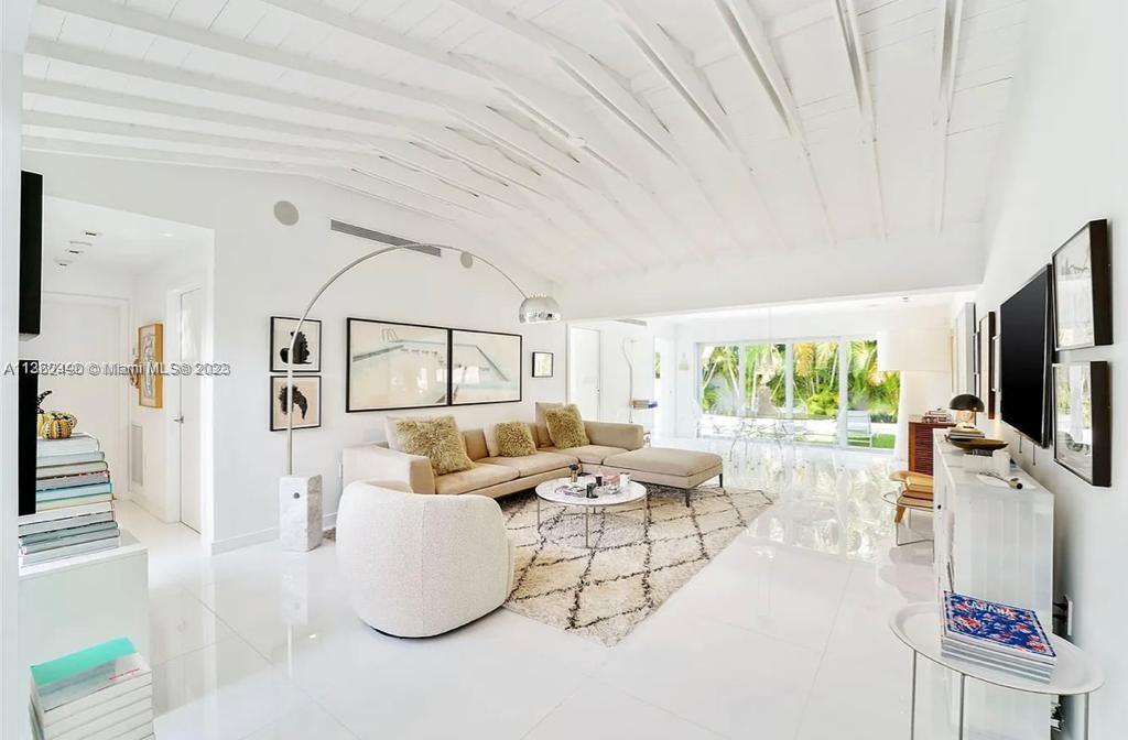 475 Woodcrest Road Key Biscayne, FL 33149 - Photo 1 of 27