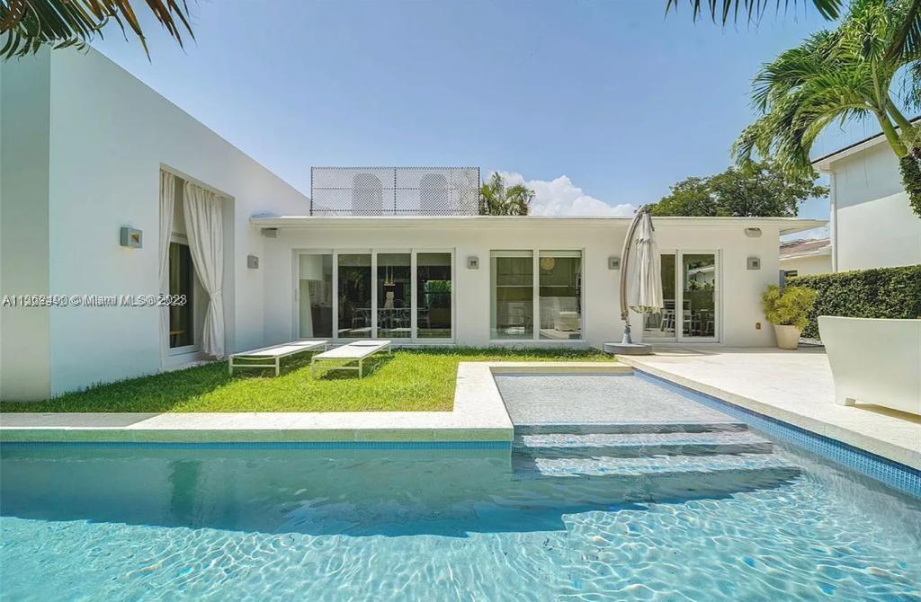 475 Woodcrest Road Key Biscayne, FL 33149 - Photo 14 of 27