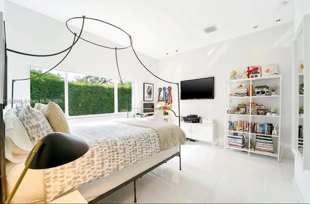 475 Woodcrest Road Key Biscayne, FL 33149 - Photo 26 of 27