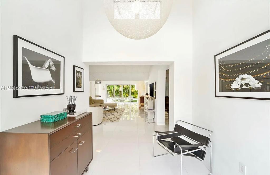 475 Woodcrest Road Key Biscayne, FL 33149 - Photo 7 of 27