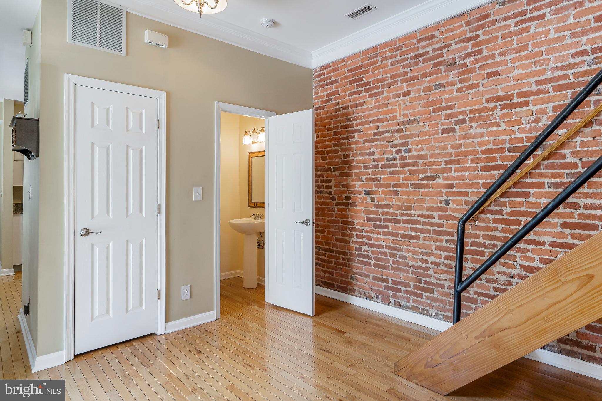 2937 Dillon Street Baltimore, MD 21224 - Photo 13 of 49