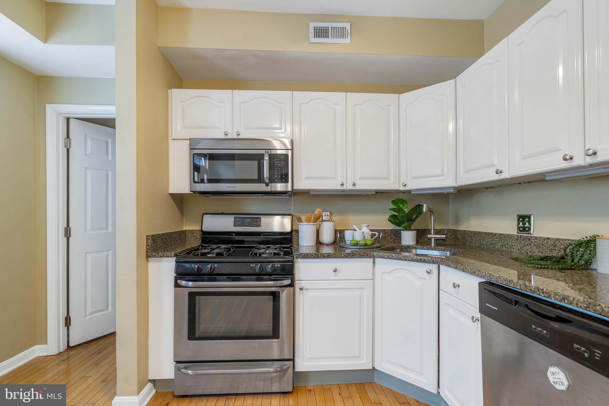 2937 Dillon Street Baltimore, MD 21224 - Photo 19 of 49
