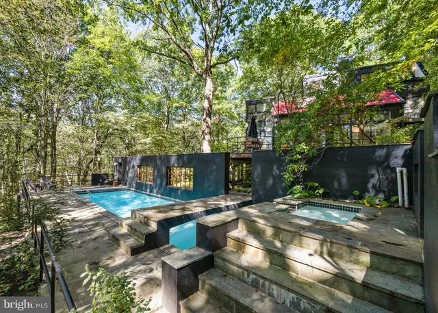 $1,750,000 | 2905 Ash Mill Road, Doylestown, PA 18902