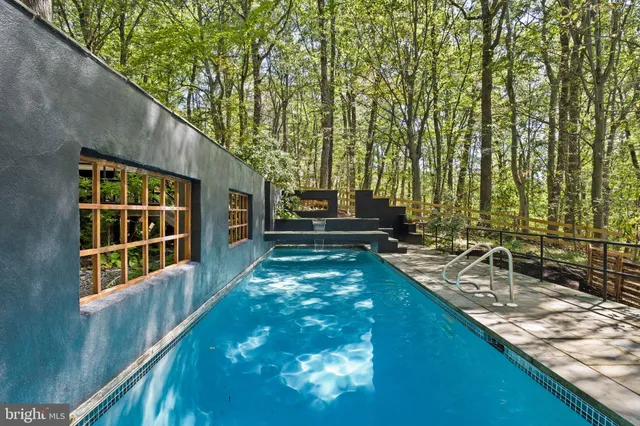 $1,750,000 | 2905 Ash Mill Road, Doylestown, PA 18902