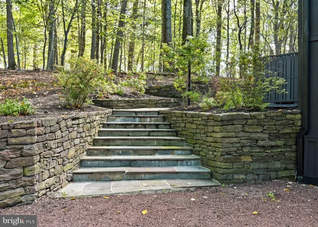 $1,750,000 | 2905 Ash Mill Road, Doylestown, PA 18902