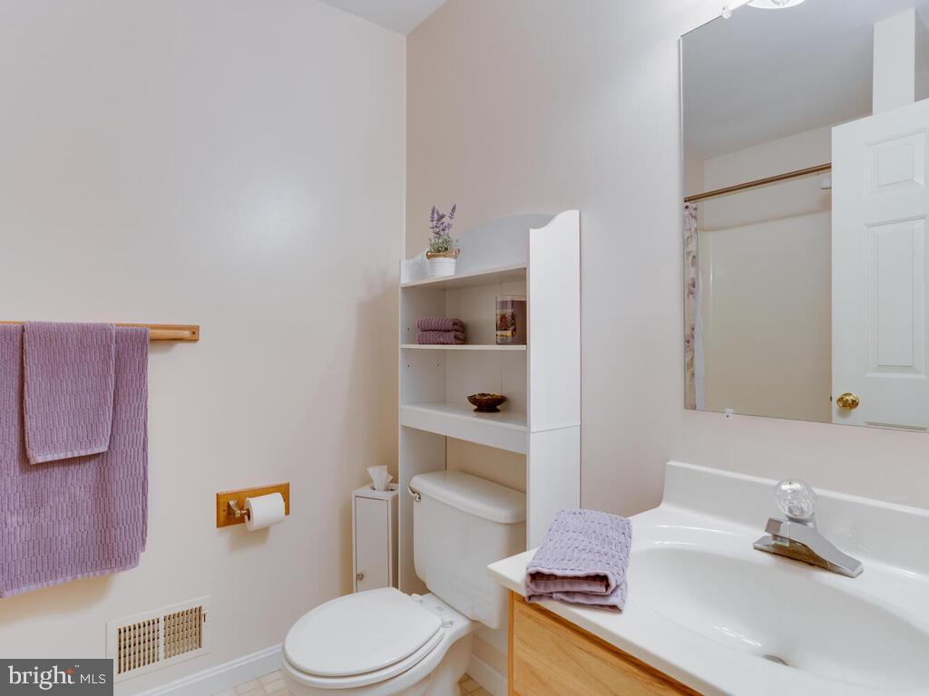 3619 Carrollton Road Upperco, MD 21155 - Photo 40 of 82 Main floor Full Bath