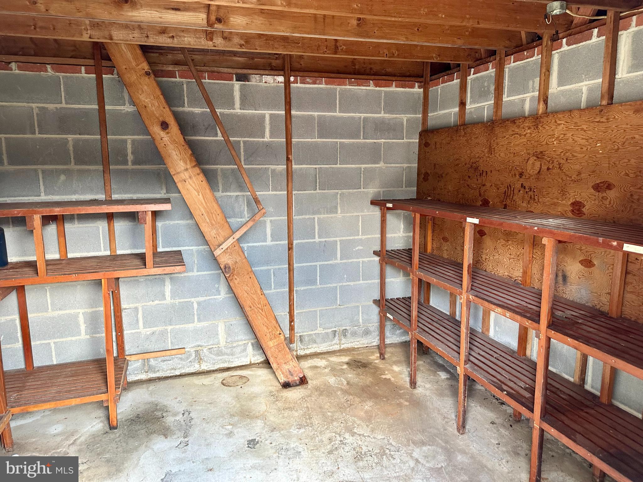 7910 Ellet Road Springfield, VA 22151 - Photo 38 of 47 Barn Interior