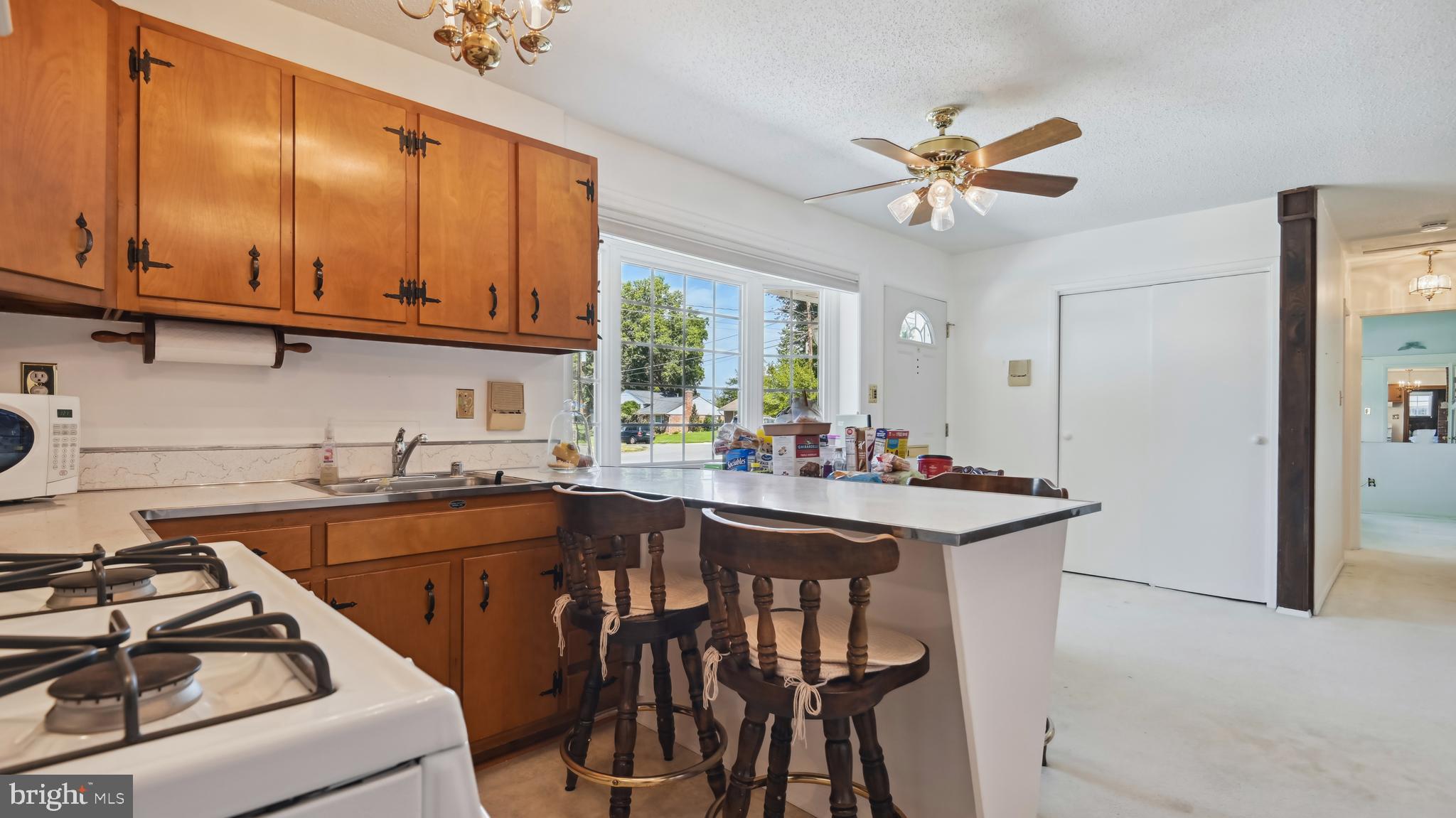 7910 Ellet Road Springfield, VA 22151 - Photo 10 of 47 Kitchen