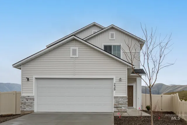 $404,990 | 239 Caribou Court, Horseshoe Bend, ID 83629