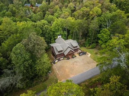 $750,000 | 658 Highland Gap Mineral Bluff, Mineral Bluff, GA 30559