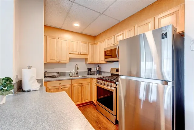 $155,500 | 215 Piedmont Avenue Northeast, Unit 1110, Atlanta, GA 30308