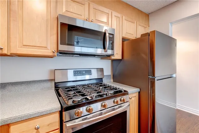 $155,500 | 215 Piedmont Avenue Northeast, Unit 1110, Atlanta, GA 30308