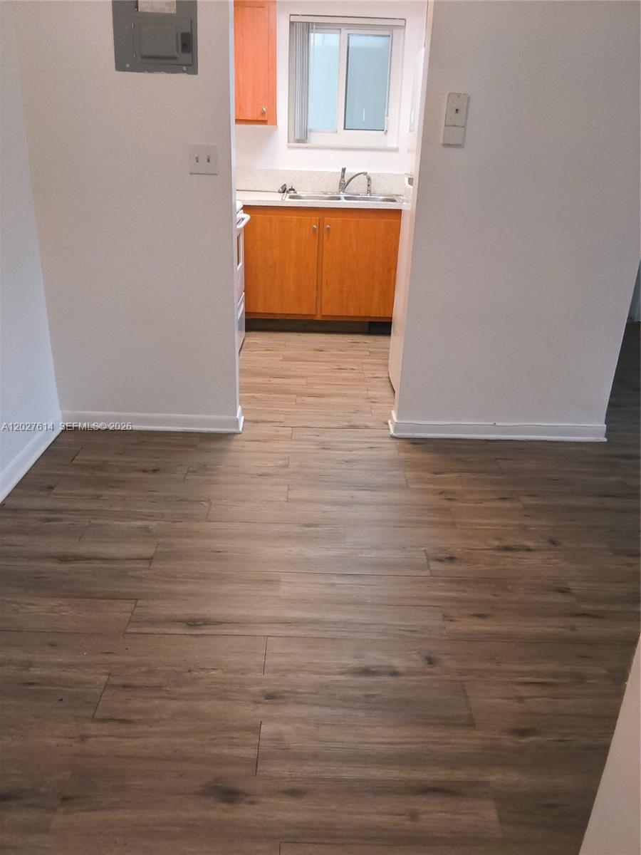 7041 Pembroke Road, Unit 2 Pembroke Pines, FL 33023 - Photo 14 of 18