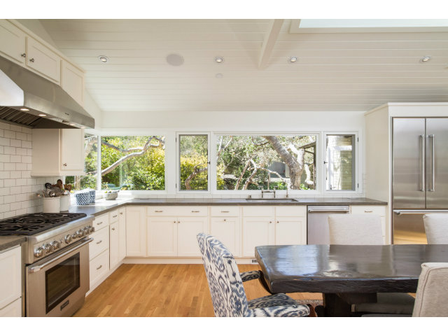 25631 Hatton Road Carmel, CA 93923 - Photo 7 of 9 Gallery Image 7