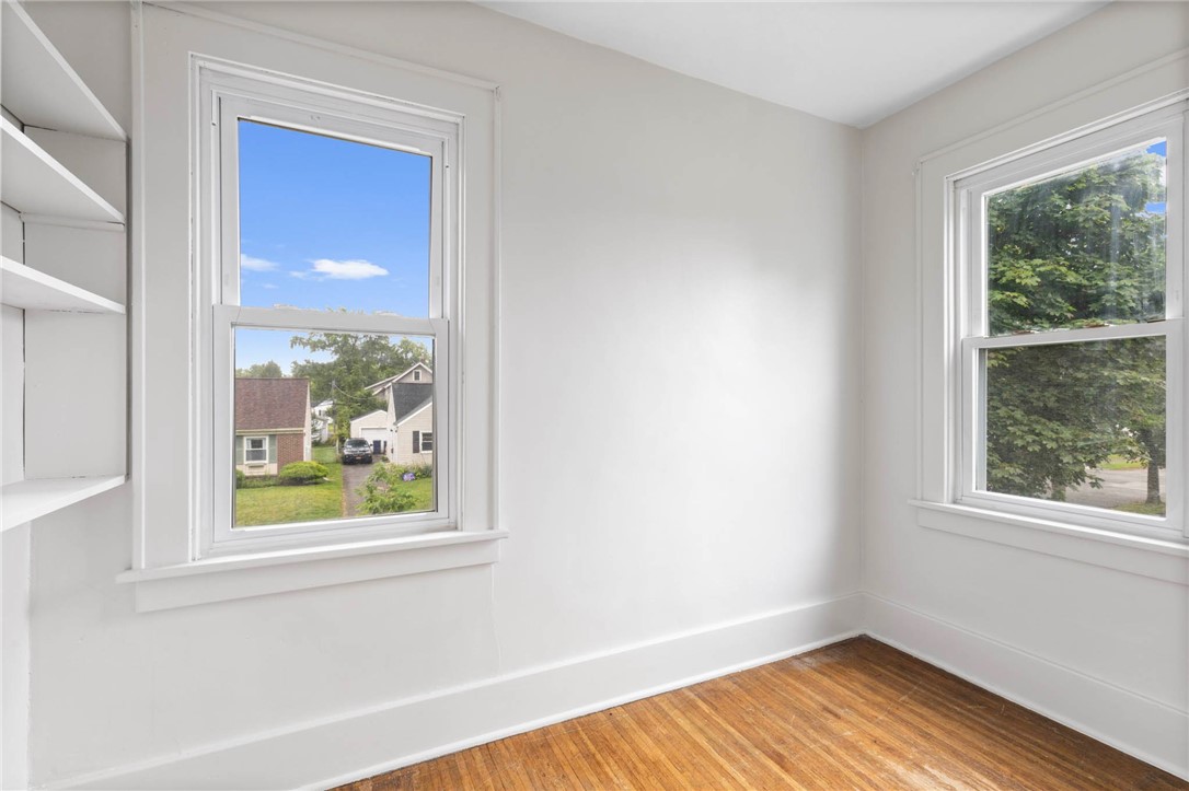 390 Tarrington Road Irondequoit, NY 14609 - Photo 20 of 31