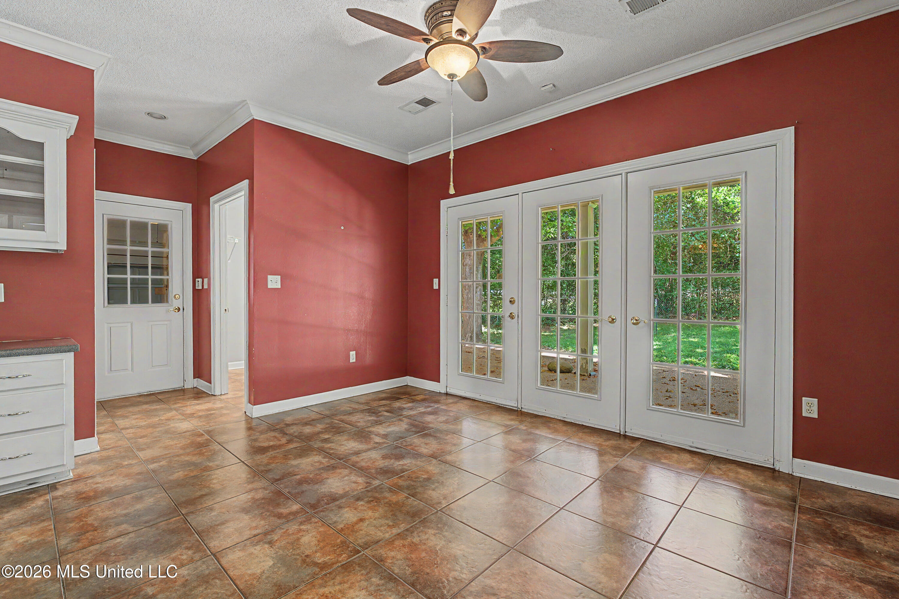 8200 Hunters Run Cove Olive Branch, MS 38654 - Photo 13 of 33 Photo Jul 11 2026, 9 53 08 PM (1)