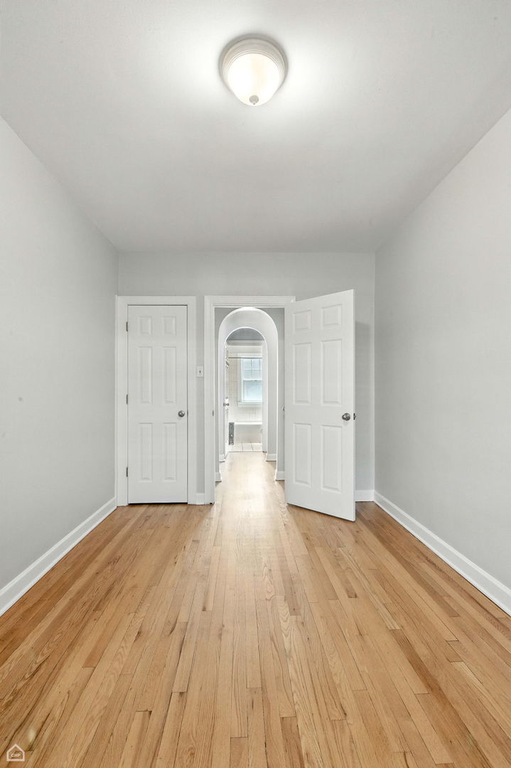 6214 North Mozart Street, Unit 3E Chicago, IL 60659 - Photo 8 of 13