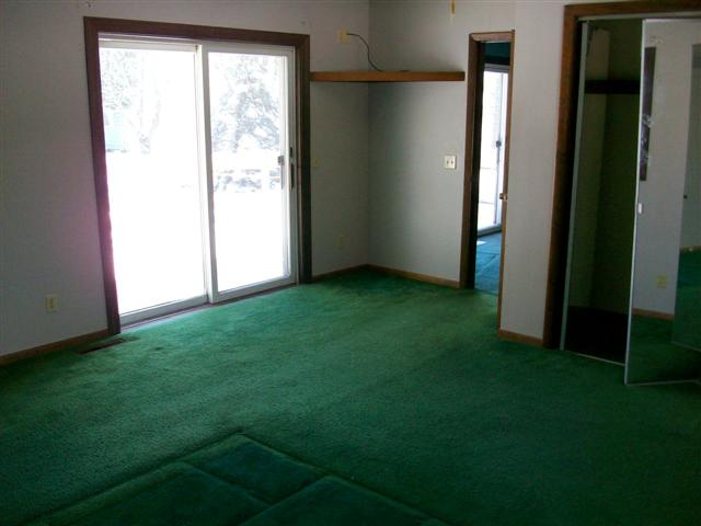 2544 Alger Road Port Huron, MI 48060 - Photo 3 of 14 31037889-2.JPG
