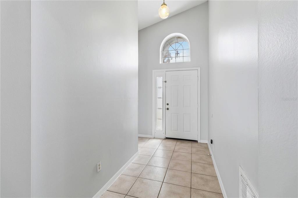 11913 Hatcher Circle Orlando, FL 32824 - Photo 6 of 30
