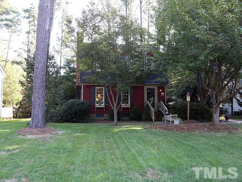 6216 Wynbrook Way Raleigh, NC 27612 - Photo 3 of 19 a front view of a house with garden