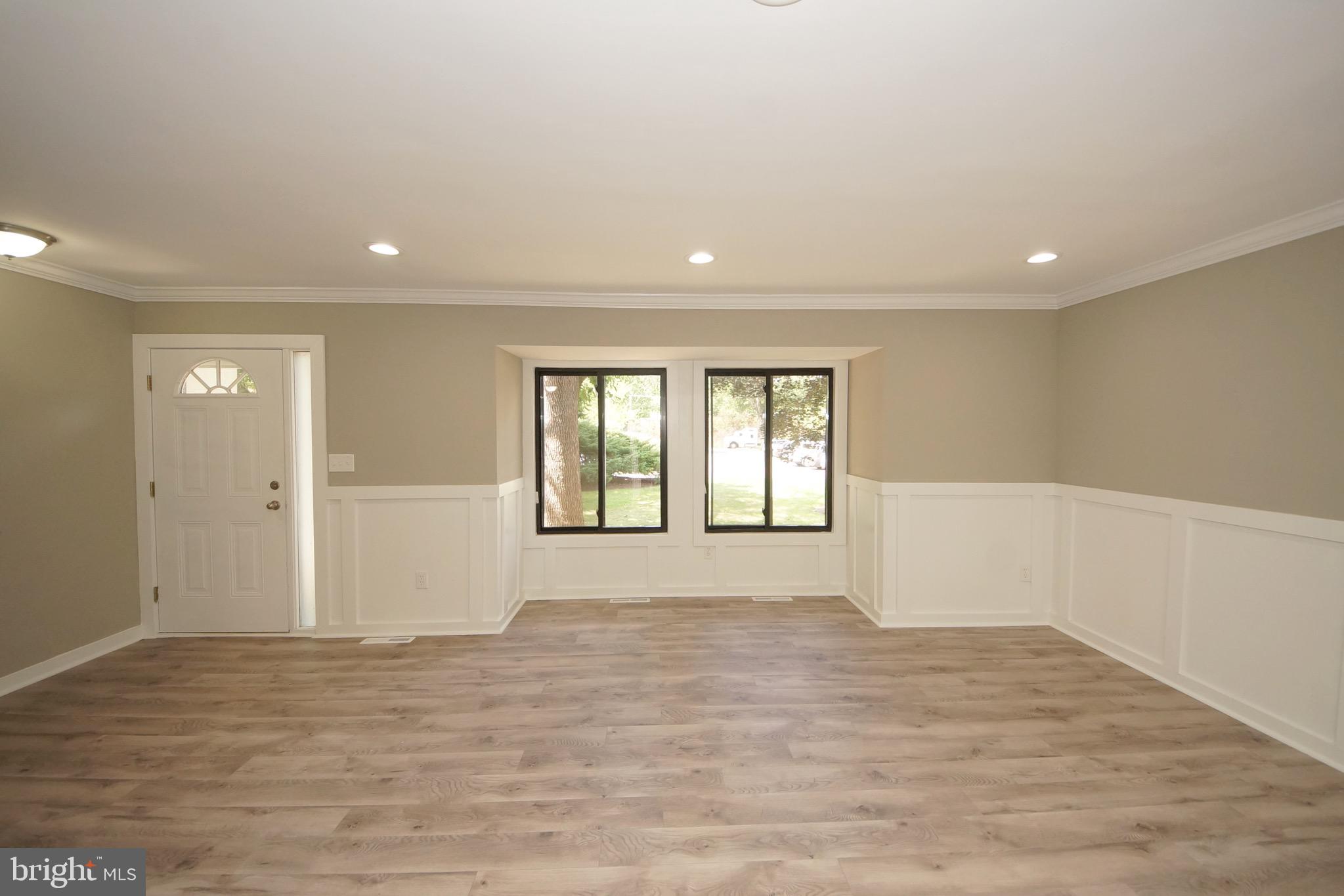 446 Probasco Road East Windsor, NJ 08520 - Photo 8 of 26