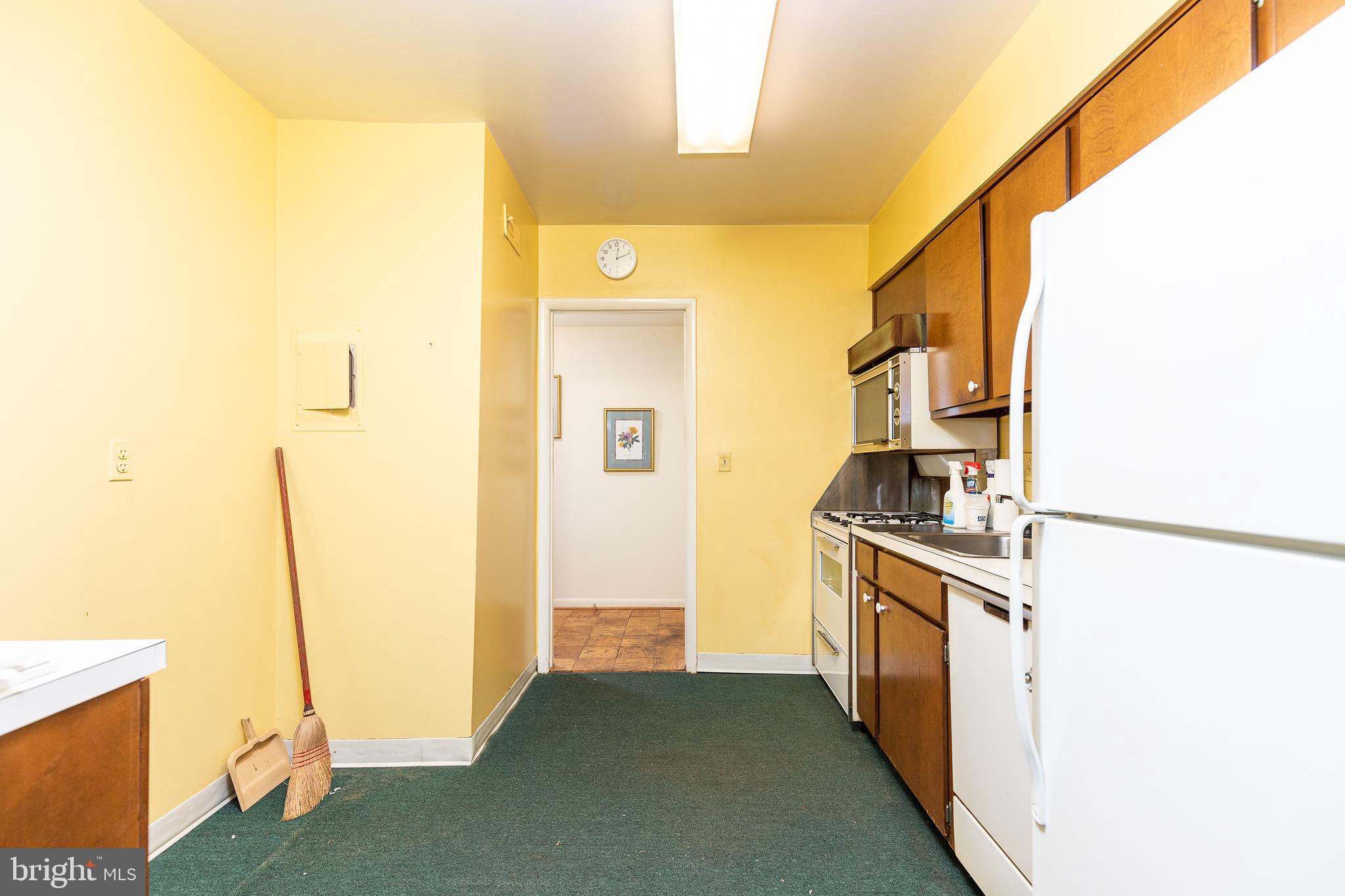 102 Cross Keys Road, Unit R102B Baltimore, MD 21210 - Photo 11 of 20