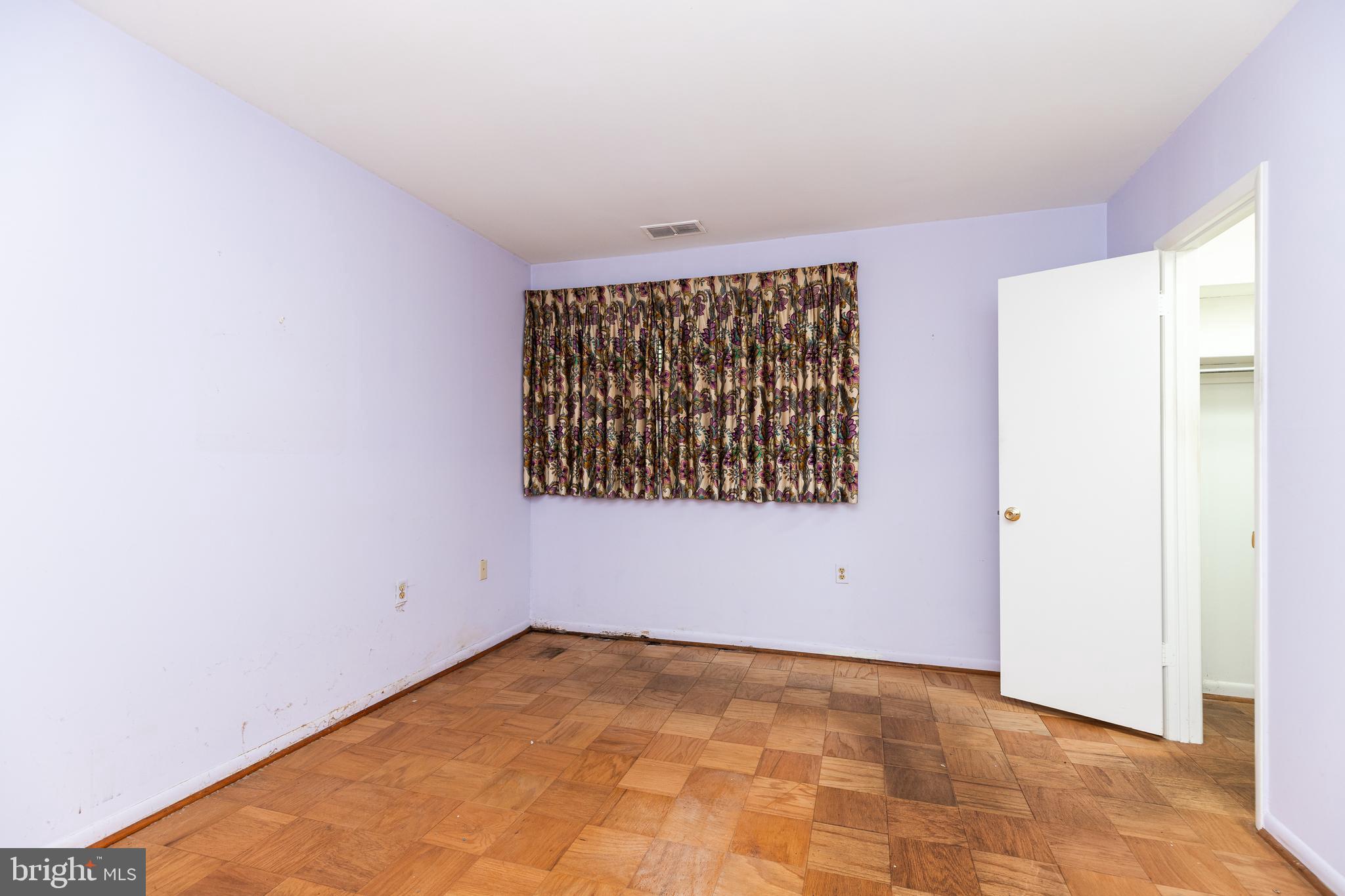 102 Cross Keys Road, Unit R102B Baltimore, MD 21210 - Photo 13 of 20