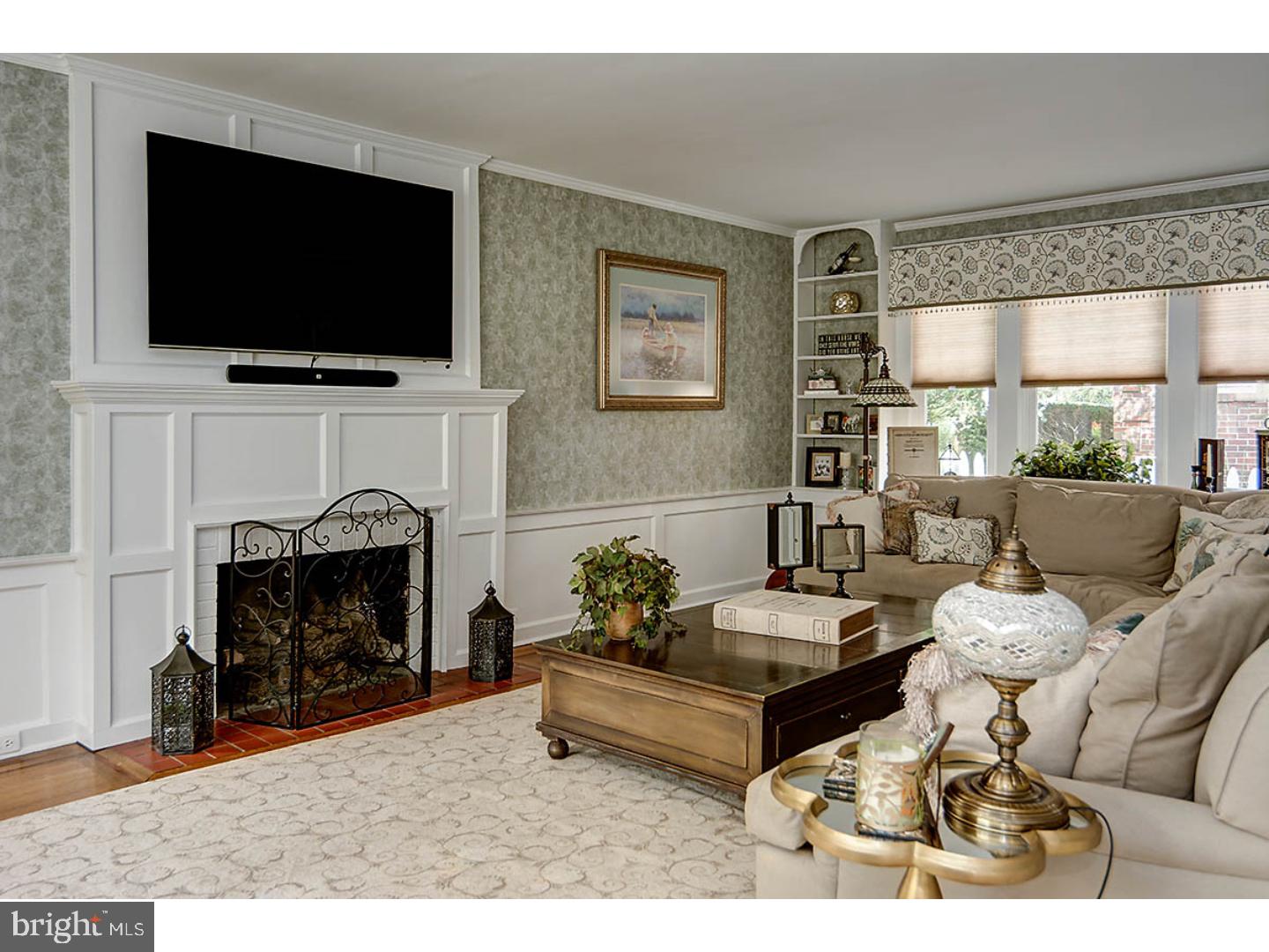 719 East Greenman Road Haddon Township, NJ 08033 - Photo 4 of 25 Gallery Image 4