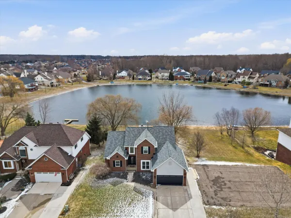 $135,000 | 36566 North Pointe Drive, New Baltimore, MI 48047