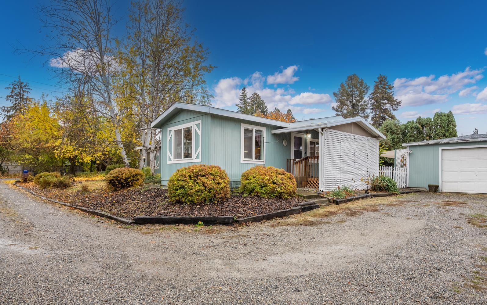612 South Carnahan Road Spokane, WA 99212 - Photo 2 of 36