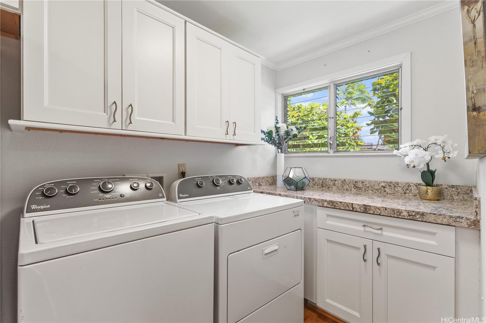 444 Lunalilo Home Road, Unit 123 Honolulu, HI 96825 - Photo 9 of 20 Washer and Dryer