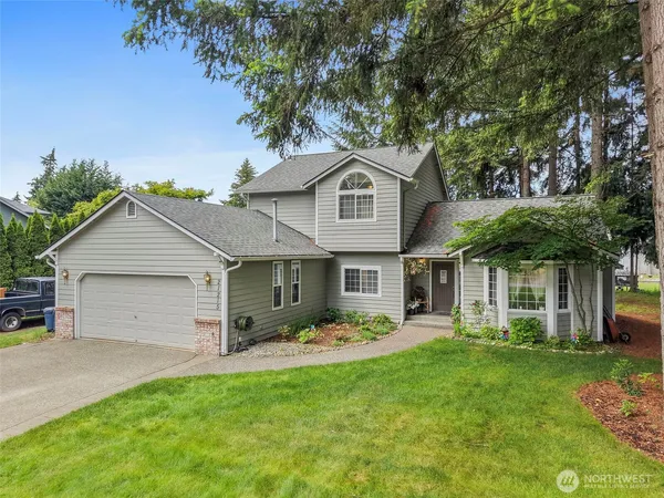 $609,950 | 21215 122nd St Court East, Bonney Lake, WA 98391