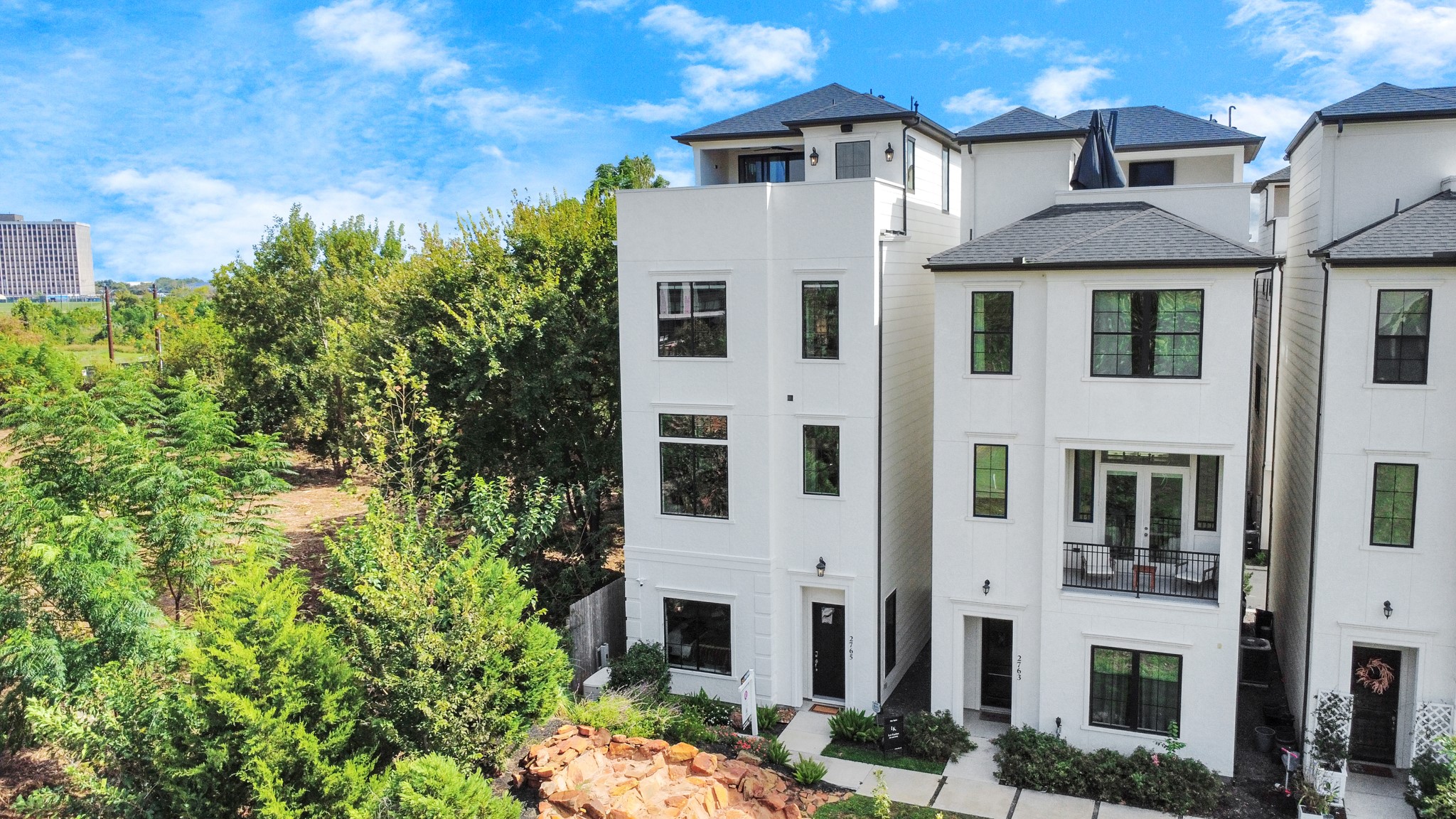 2765 Freund Street Houston, TX 77003 - Photo 2 of 44 a front view of a multi story residential apartment building
