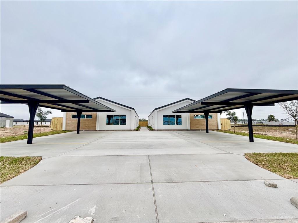 801-unit #4 801-unit Lane Weslaco, TX 78596 - Photo 1 of 1 View of home's community