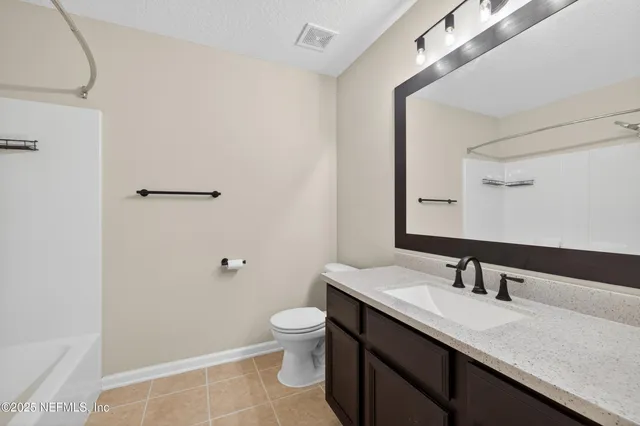 $1,650 | 7028 Deer Lodge Circle, Unit 112, Jacksonville, FL 32256