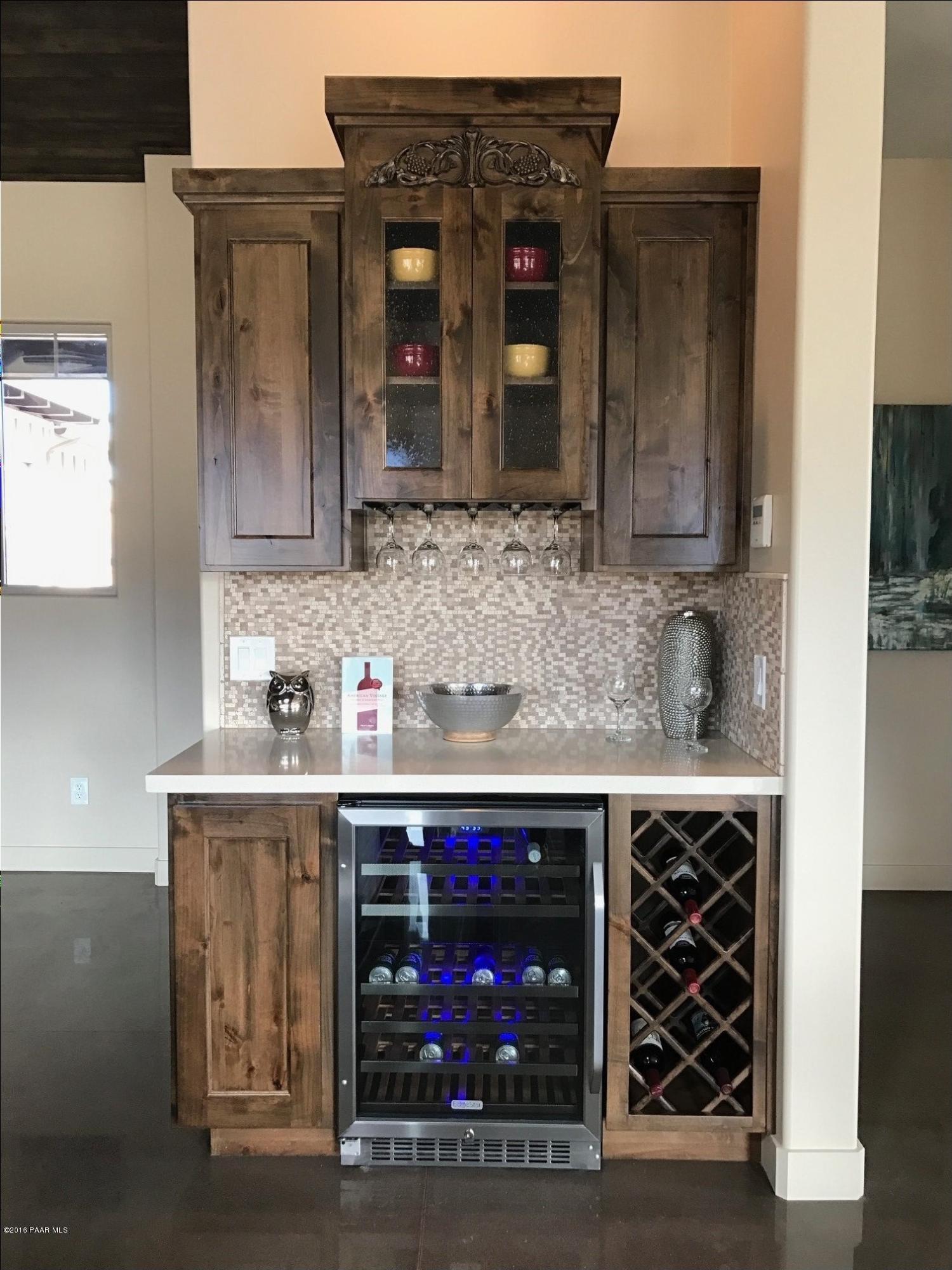 9060 North American Ranch Road Prescott, AZ 86305 - Photo 12 of 29 Wine Bar