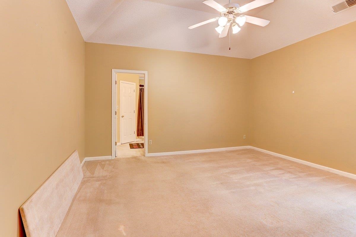 3365 Harrell Road Arlington, TN 38002 - Photo 27 of 36 a view of an empty room with a window