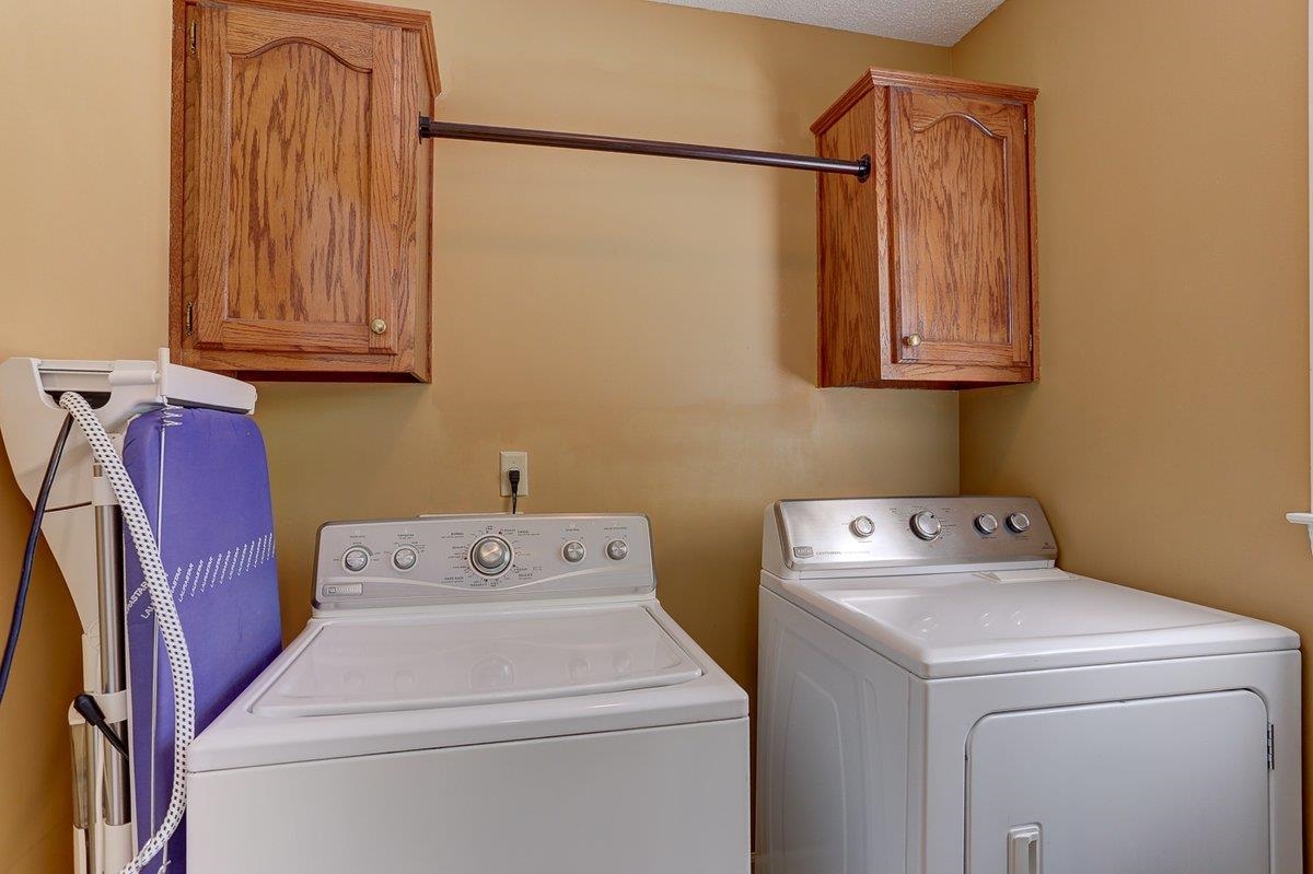 3365 Harrell Road Arlington, TN 38002 - Photo 28 of 36 a utility room with dryer and washer