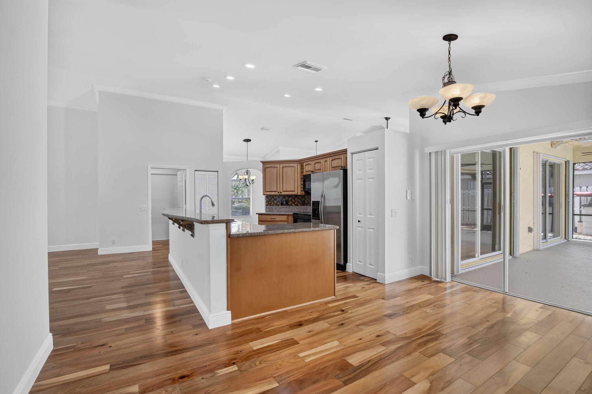 1959 Water Ridge Drive Weston, FL 33326 - Photo 20 of 58 23-web-or-mls-_A7A6440