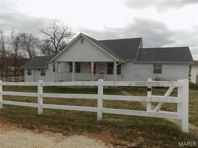 $190,000 | 33362 Highway 21, Lesterville, MO 63654