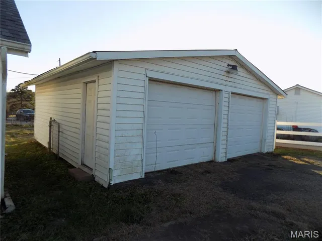 $190,000 | 33362 Highway 21, Lesterville, MO 63654