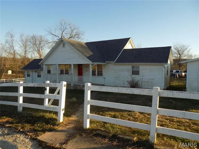 $190,000 | 33362 Highway 21, Lesterville, MO 63654