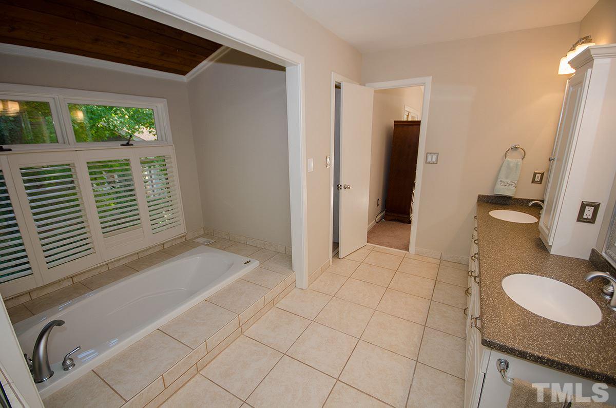 7401 Spyglass Way Raleigh, NC 27615 - Photo 22 of 25