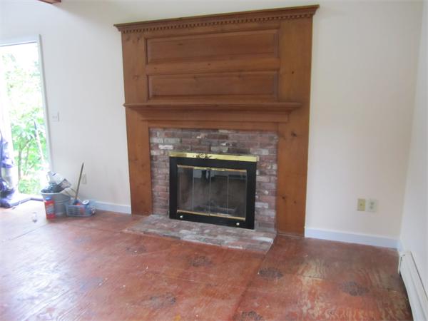 187 Houghton's Mill Road Lunenburg, MA 01462 - Photo 2 of 9